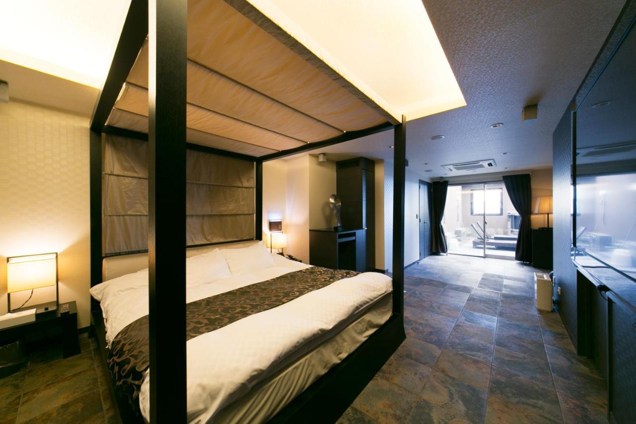 Hotel Lotus Toyonaka (Adults Only) Eksteriør billede